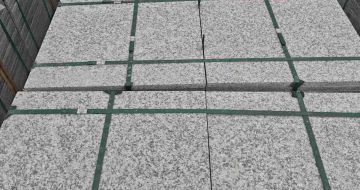 昆明芝麻白大花地铺