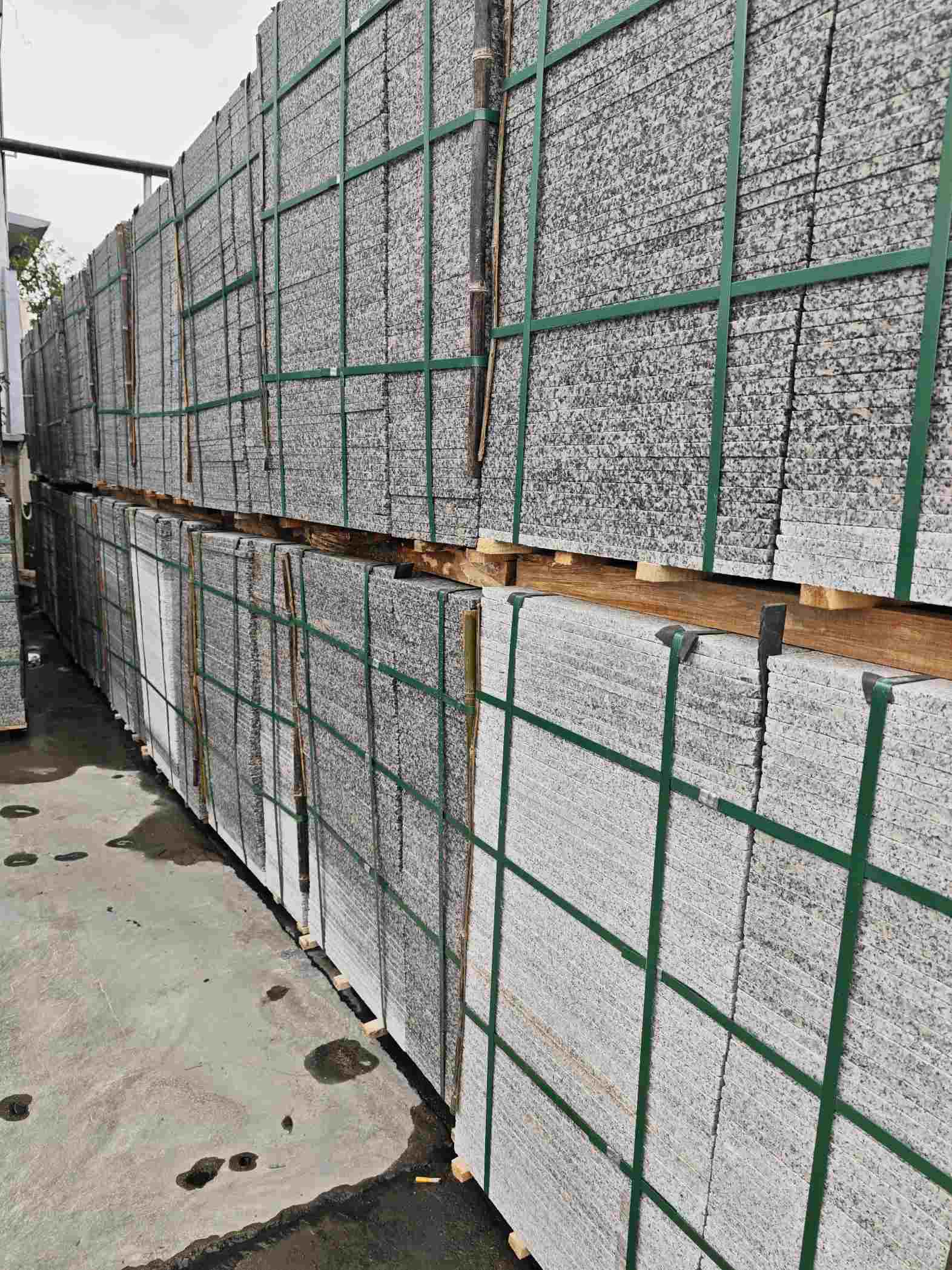 昆明芙蓉白地铺石，石材地铺石