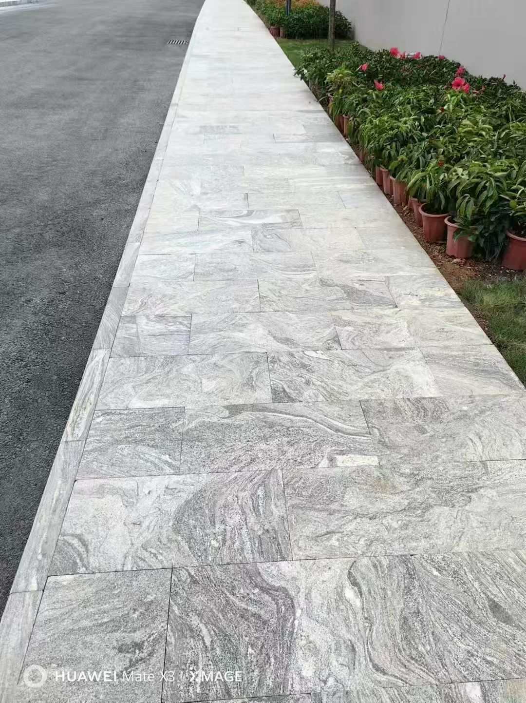 昆明浪淘沙地铺石 夜里雪